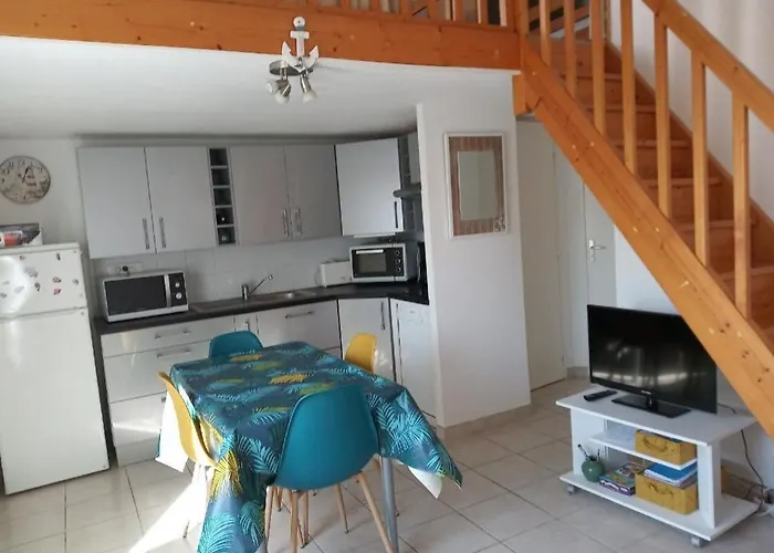 Maison Vendéenne Avec Piscine Privée, Proche Plages Et Commerces - Fr-1-476-27 * La Faute-sur-Mer